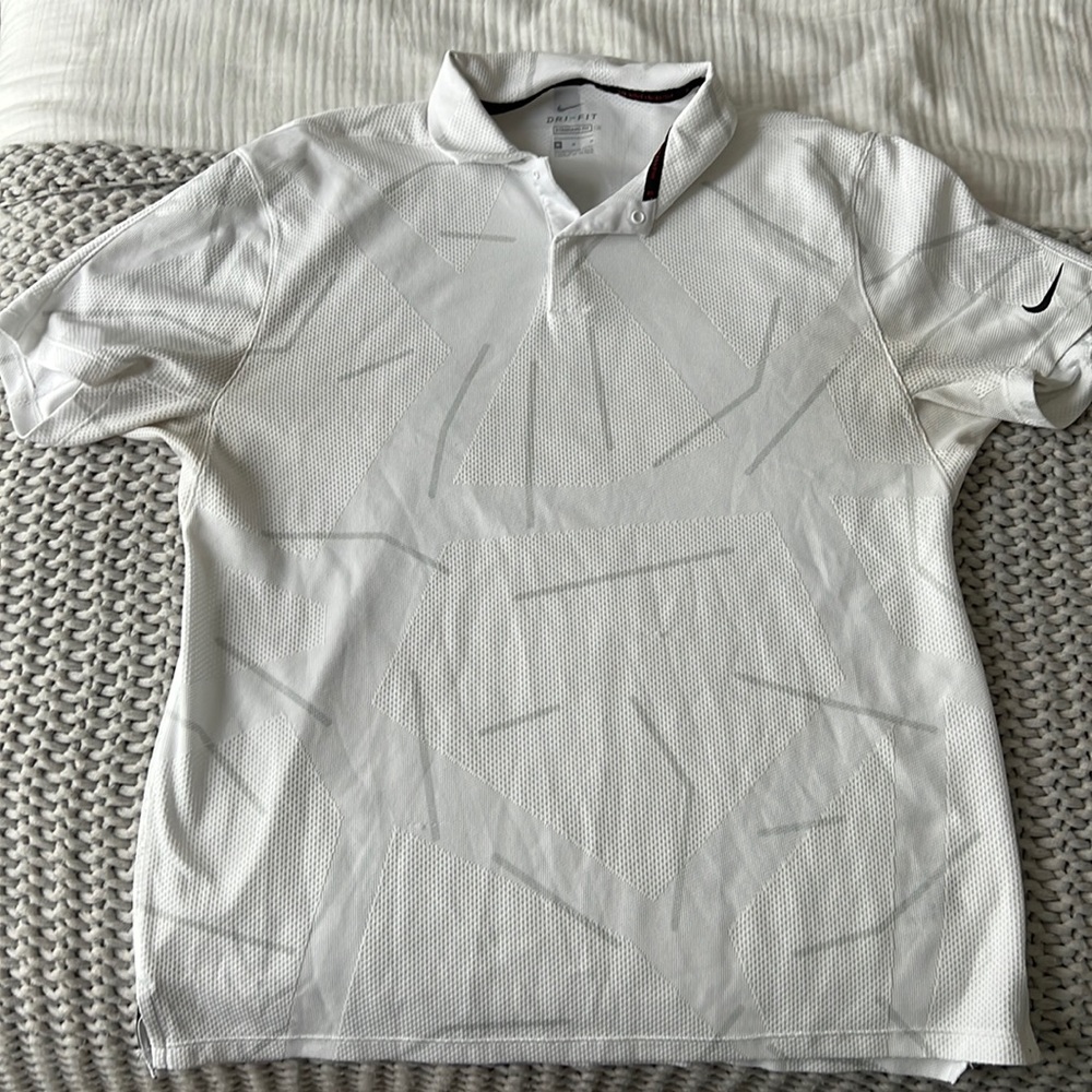 Tiger woods Nike golf polo size medium